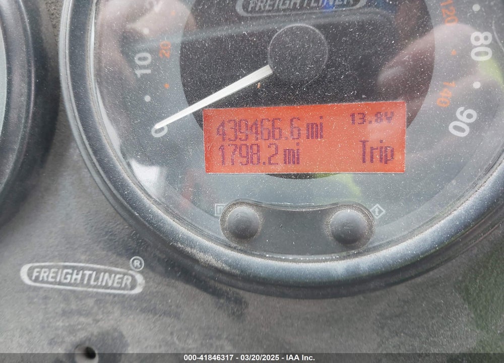 2008 FREIGHTLINER CHASSIS M LINE WALK-IN VAN VIN: 4UZAARDU08CZ90866