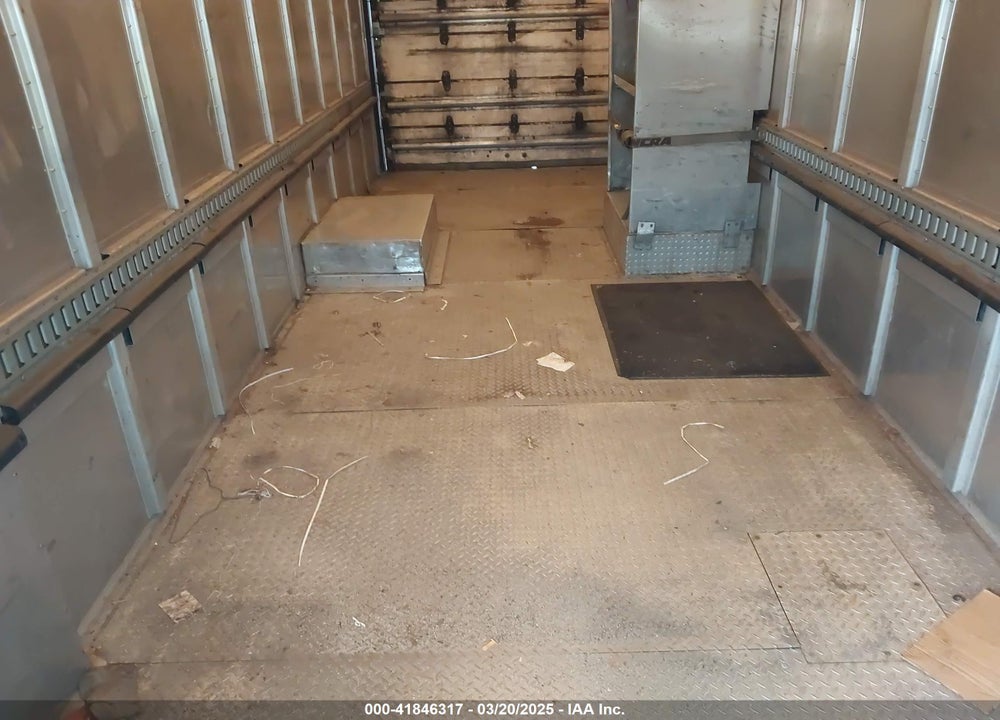 2008 FREIGHTLINER CHASSIS M LINE WALK-IN VAN VIN: 4UZAARDU08CZ90866