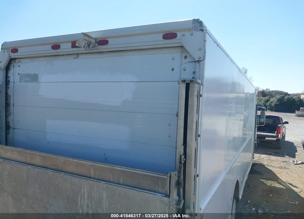 2008 FREIGHTLINER CHASSIS M LINE WALK-IN VAN VIN: 4UZAARDU08CZ90866