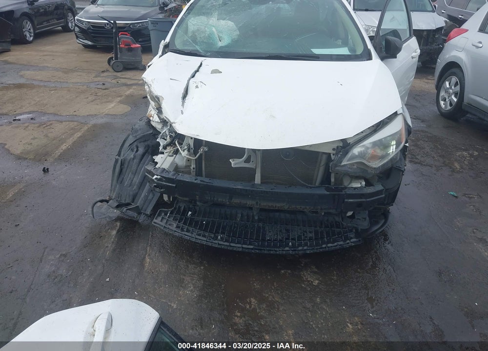 2014 TOYOTA COROLLA VIN: 5YFBURHE5EP137725