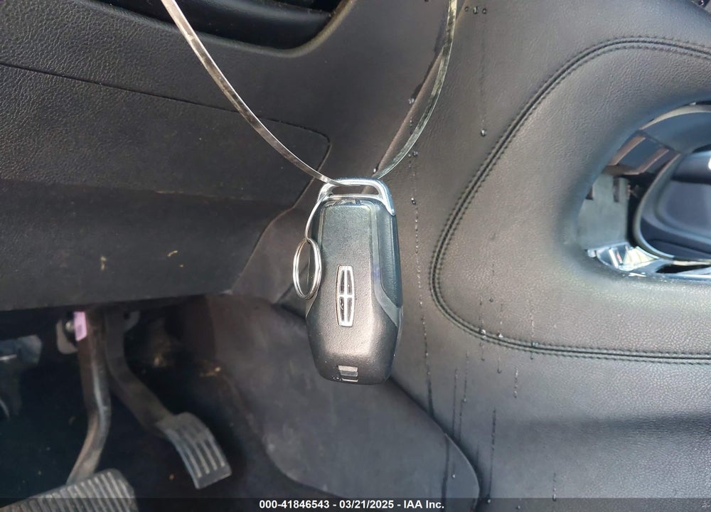2015 LINCOLN MKC VIN: 5LMTJ2AH2FUJ05126