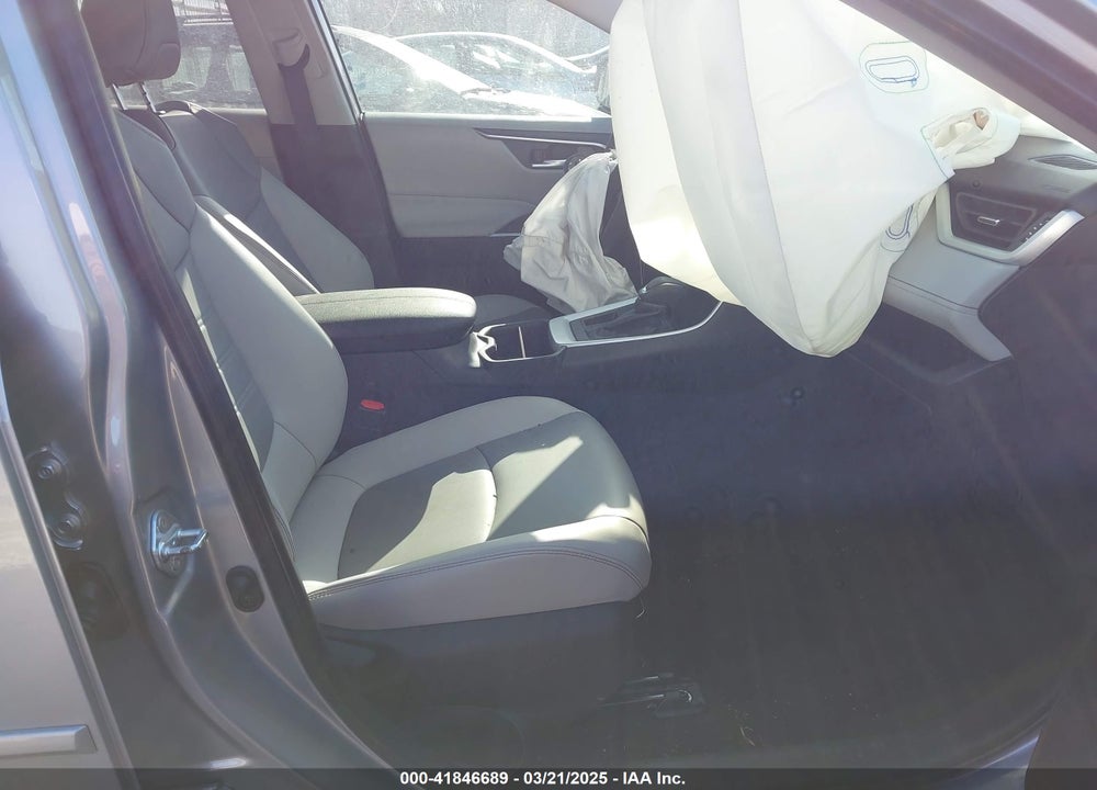 2024 TOYOTA RAV4 VIN: 2T3C1RFV9RW350060