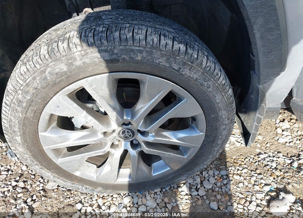 2024 TOYOTA RAV4 VIN: 2T3C1RFV9RW350060