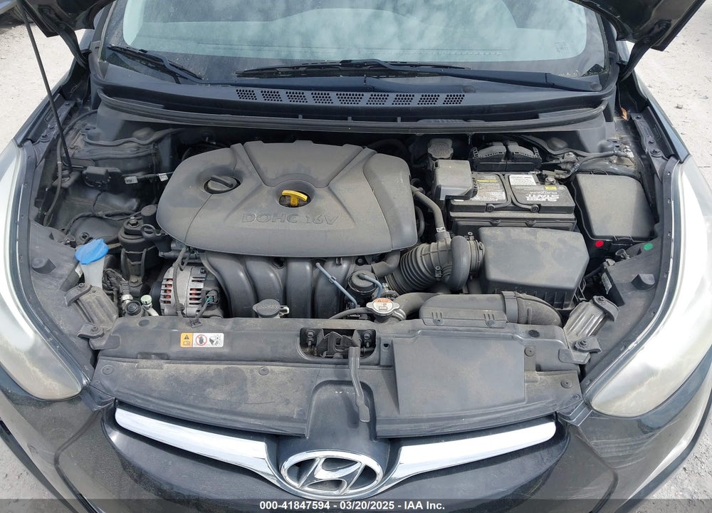2016 HYUNDAI ELANTRA VIN: 5NPDH4AE7GH715222