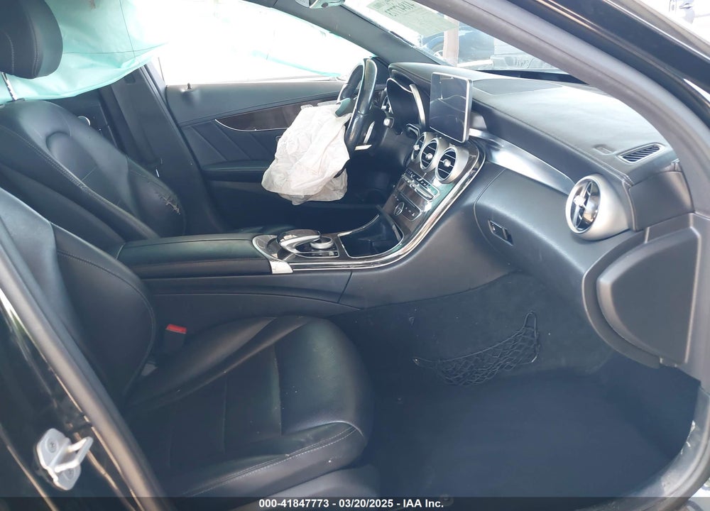 2015 MERCEDES-BENZ C 400 4MATIC VIN: 55SWF6GB9FU035552