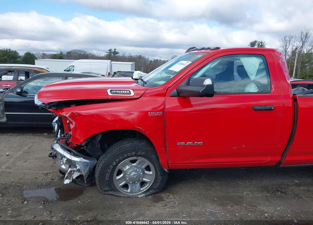 2022 RAM 2500 TRADESMAN 4X4 8' BOX VIN: 3C6MR5AJ8NG345945