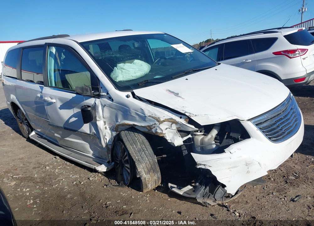 2015 CHRYSLER TOWN & COUNTRY TOURING-L VIN: 2C4RC1CG5FR728019