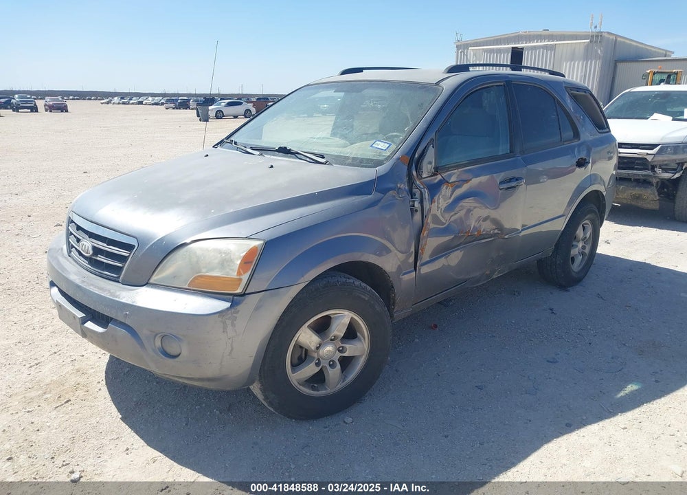 2008 KIA SORENTO LX VIN: KNDJD735185775169