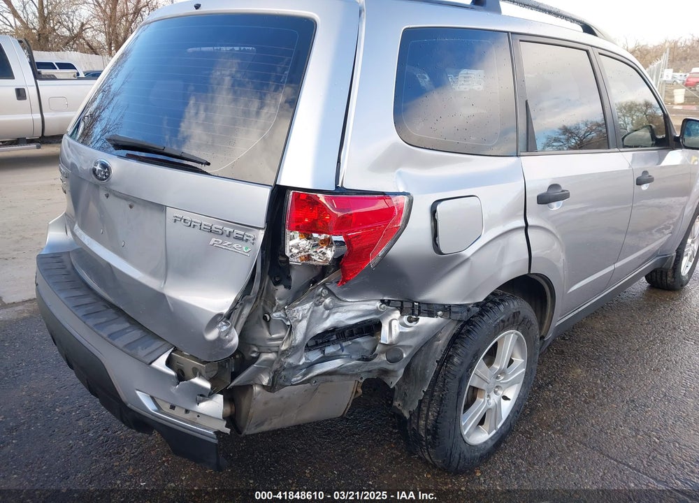 2013 SUBARU FORESTER VIN: JF2SHABC4DH422005