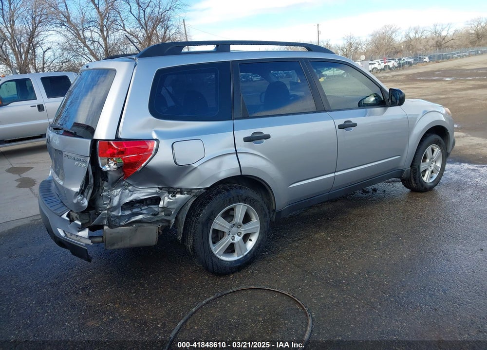 2013 SUBARU FORESTER VIN: JF2SHABC4DH422005