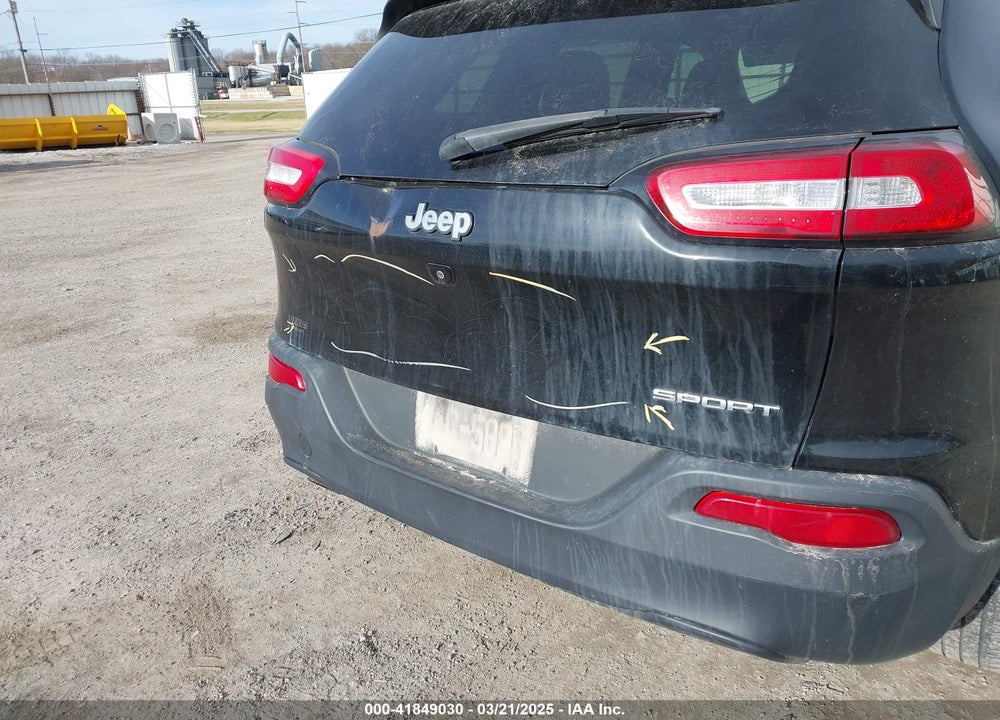 2017 JEEP CHEROKEE SPORT FWD VIN: 1C4PJLAB7HW669467