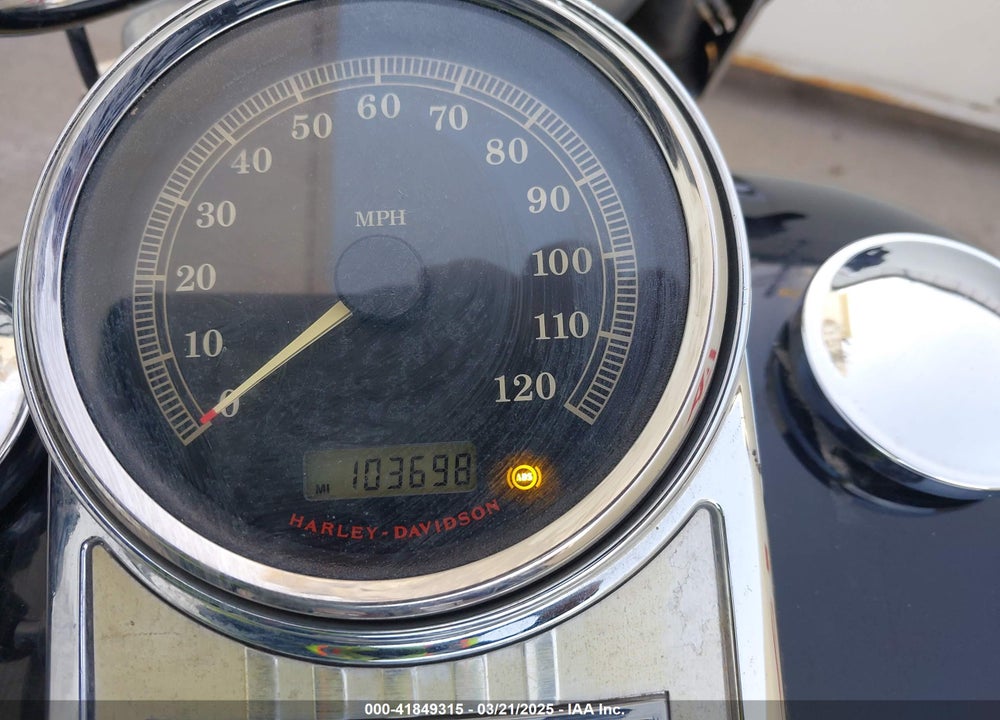 2009 HARLEY-DAVIDSON FLHR VIN: 1HD1FB4179Y638177