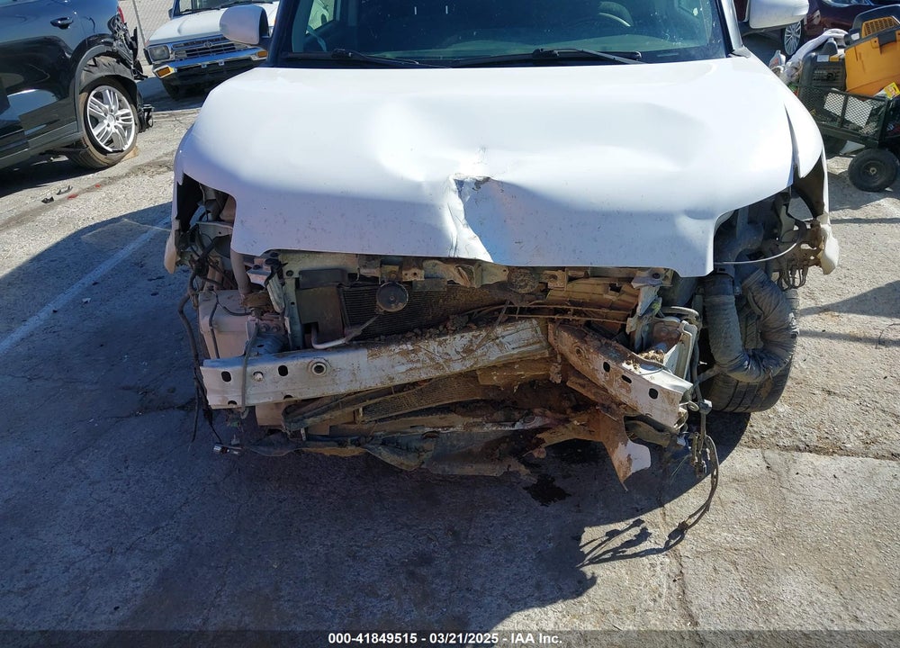 2015 SCION XB VIN: JTLZE4FE8FJ072011