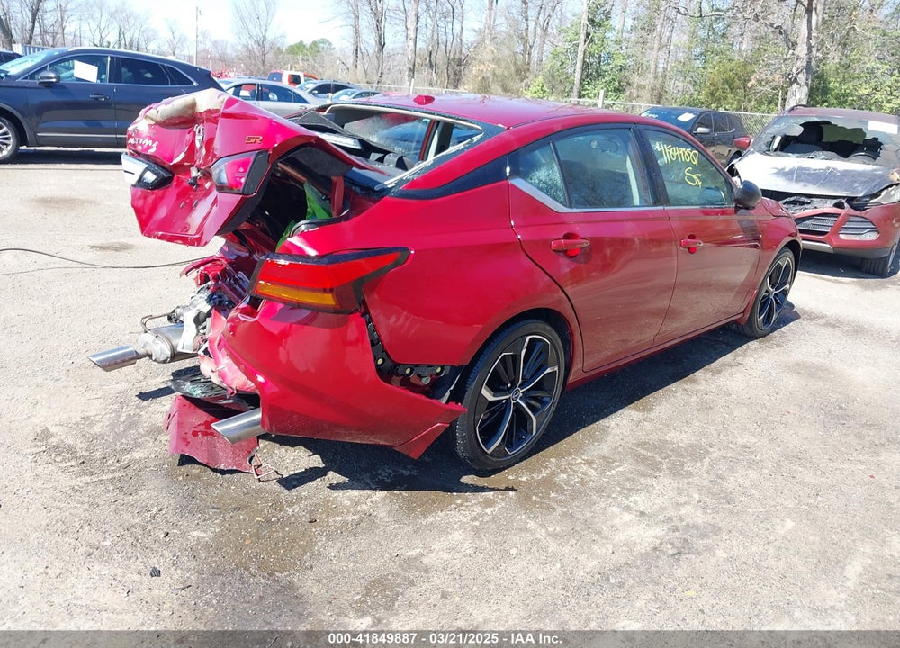 2023 NISSAN ALTIMA SR FWD VIN: 1N4BL4CV3PN410423
