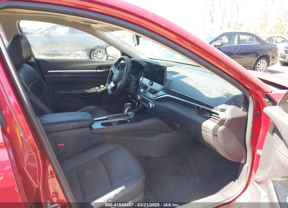 2023 NISSAN ALTIMA SR FWD VIN: 1N4BL4CV3PN410423