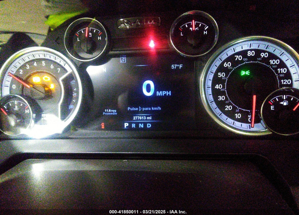 2015 RAM 1500 VIN: 1C6RR7NT3FS600606