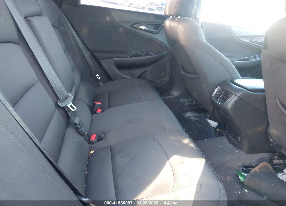 2018 CHEVROLET MALIBU VIN: 1G1ZD5ST7JF224972