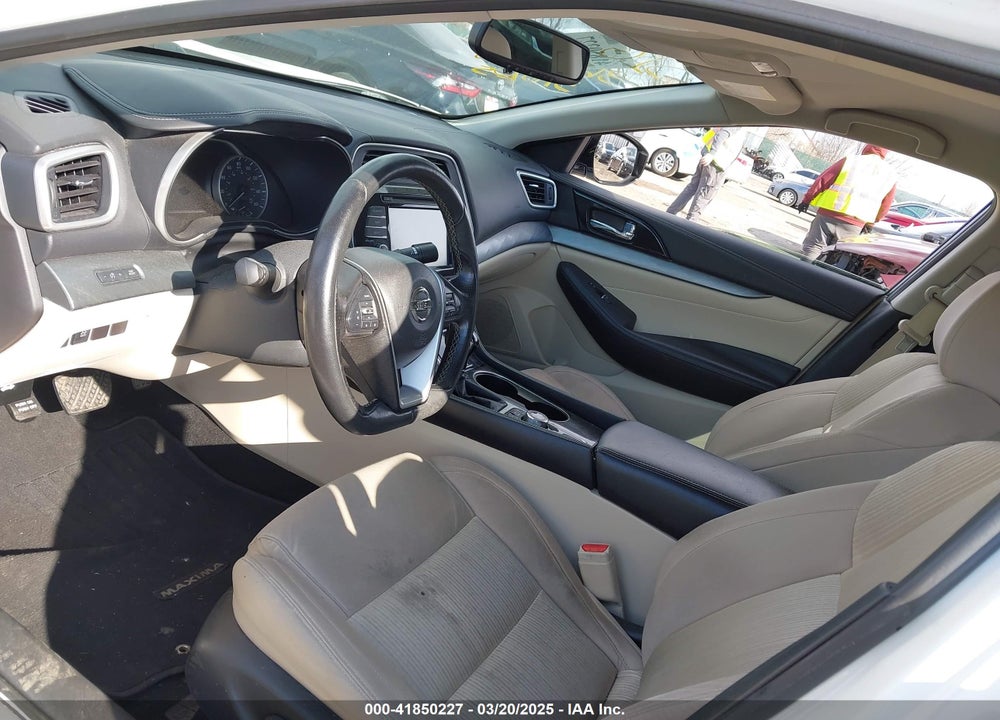 2017 NISSAN MAXIMA VIN: 1N4AA6AP7HC383385