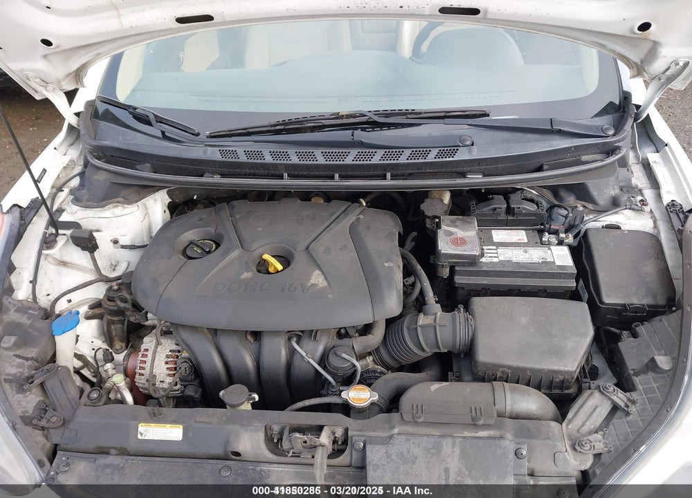 2011 HYUNDAI ELANTRA VIN: 5NPDH4AE0BH044582