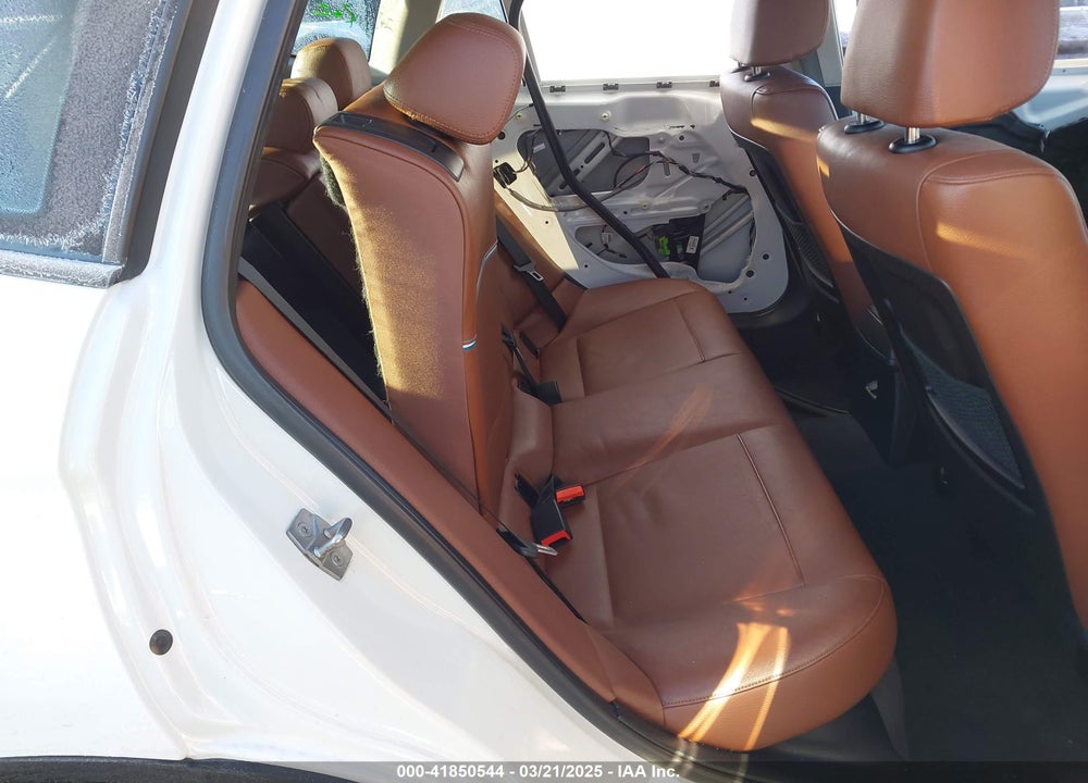 2015 BMW X1 XDRIVE28I VIN: WBAVL1C58FVY26971