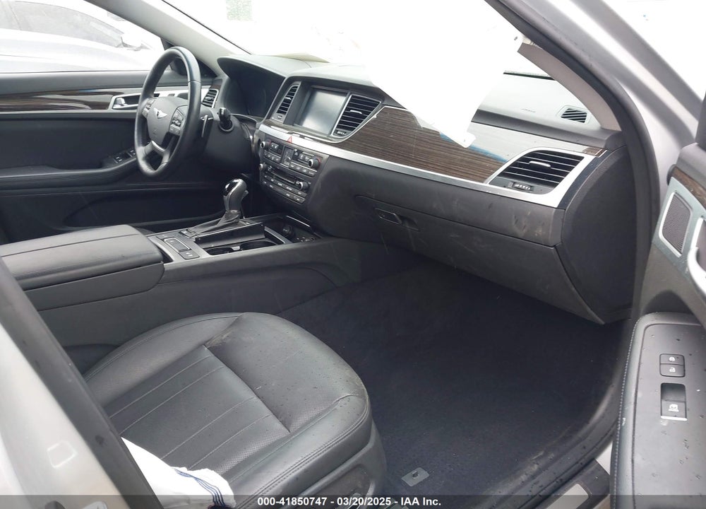 2016 HYUNDAI GENESIS VIN: KMHGN4JE8GU138496