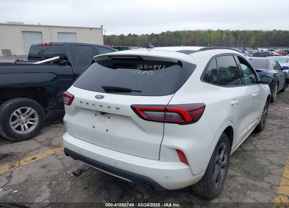2023 FORD ESCAPE VIN: 1FMCU0MN6PUA90843