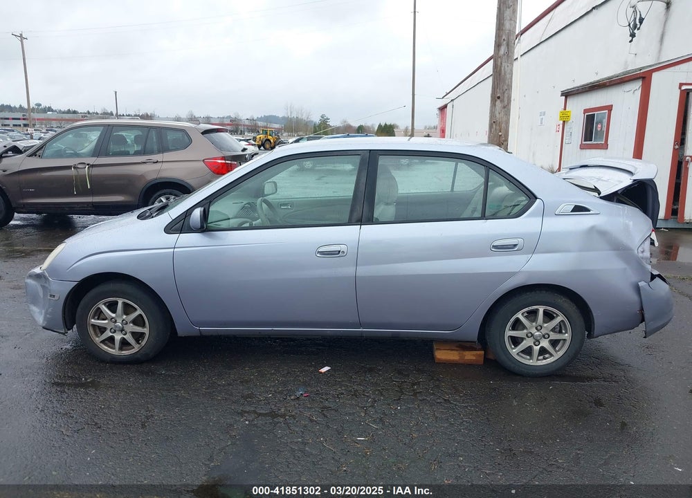 2002 TOYOTA PRIUS VIN: JT2BK18UX20045572