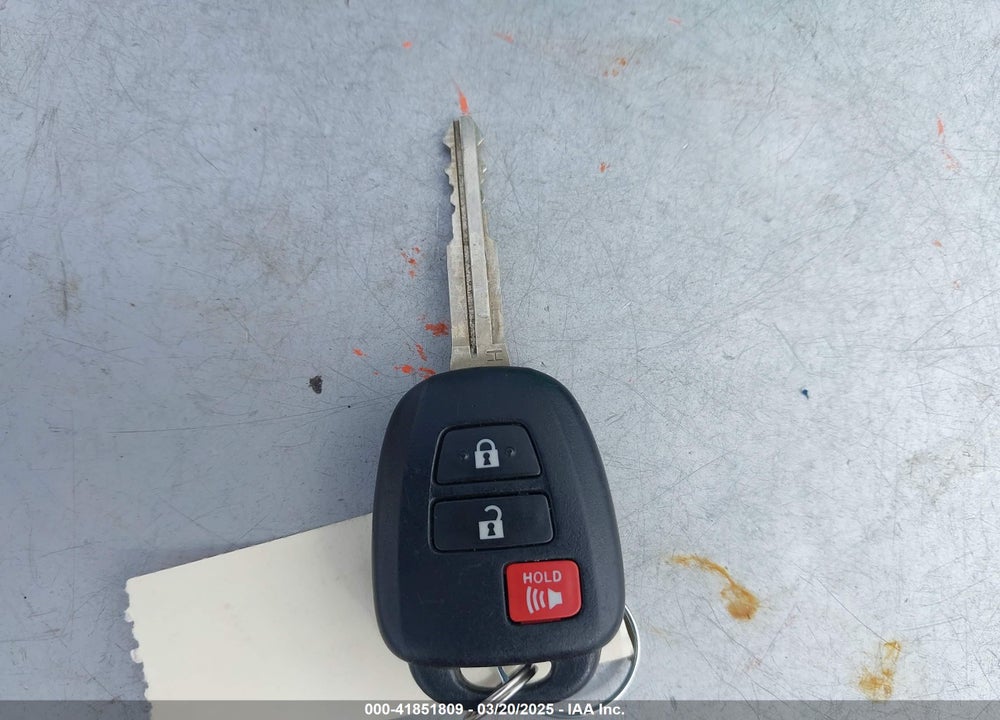 2018 TOYOTA RAV4 VIN: 2T3BFREV5JW752435