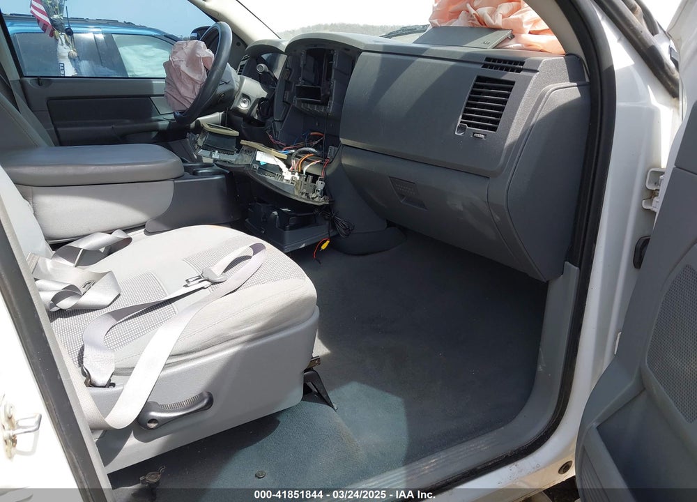 2008 DODGE RAM 1500 SLT VIN: 1D7HA18N18J221060