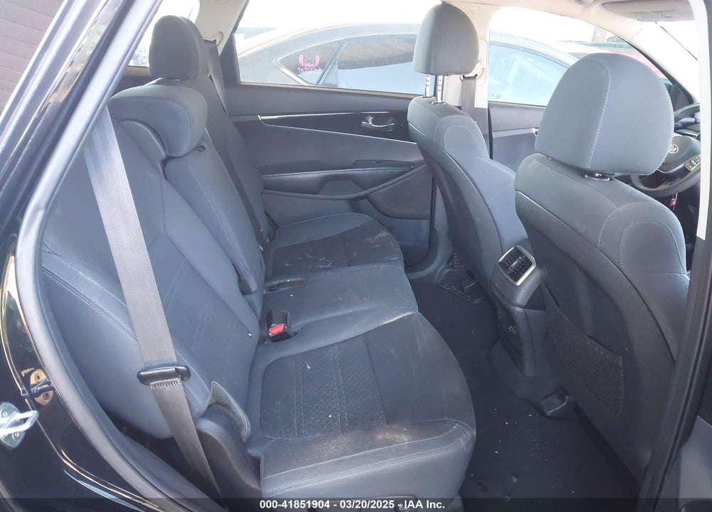 2020 KIA SORENTO 2.4L L VIN: 5XYPG4A3XLG657574