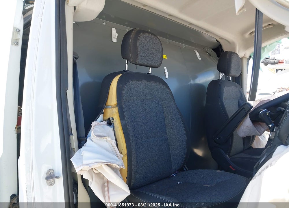 2022 RAM PROMASTER 1500 LOW ROOF 118 WB VIN: 3C6LRVNG4NE132741