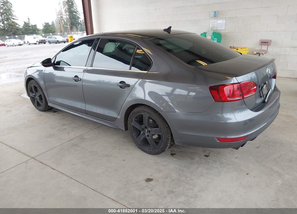 2014 VOLKSWAGEN JETTA VIN: 3VW4T7AJ8EM381235