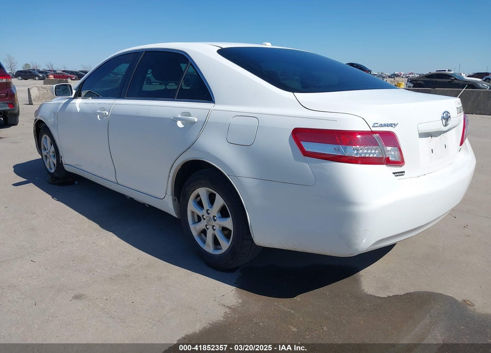 2011 TOYOTA CAMRY LE VIN: 4T4BF3EK7BR140031