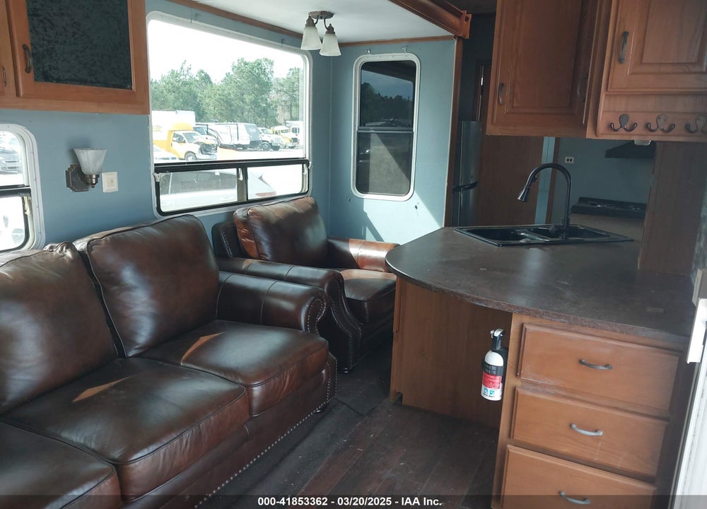 2011 CROSSROADS 395 BFD VIN: 4V0TC4020BG001856