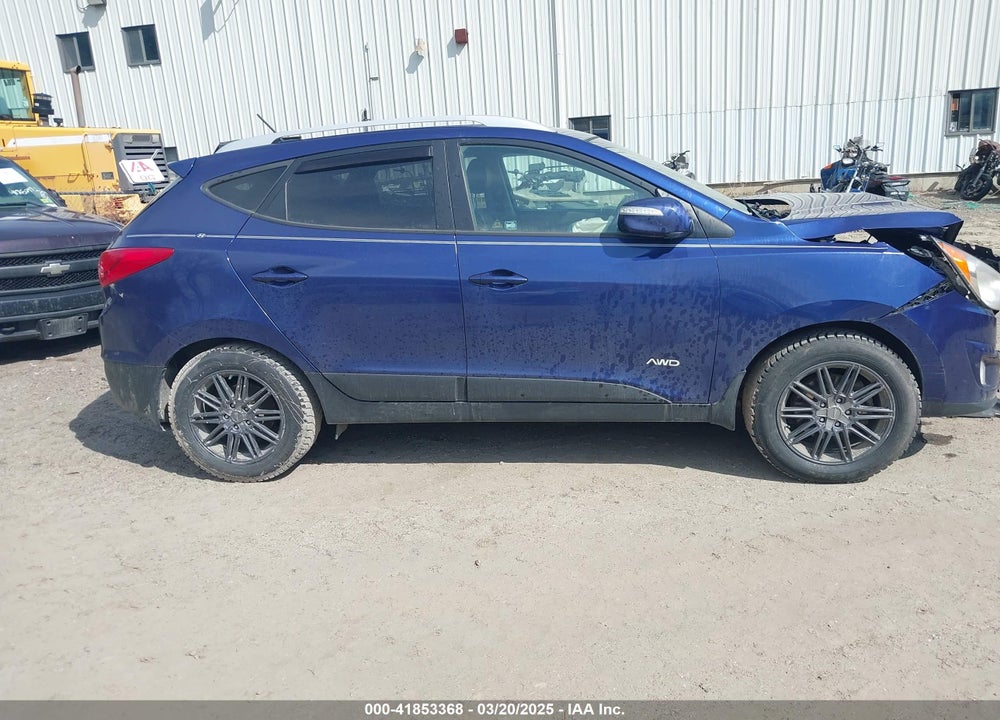 2013 HYUNDAI TUCSON VIN: KM8JUCAC9DU587649
