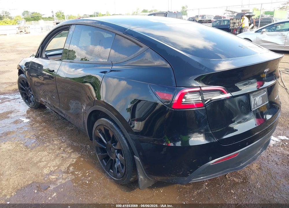 2021 TESLA MODEL Y LONG RANGE DUAL MOTOR ALL-WHEEL DRIVE VIN: 5YJYGAEE6MF137864