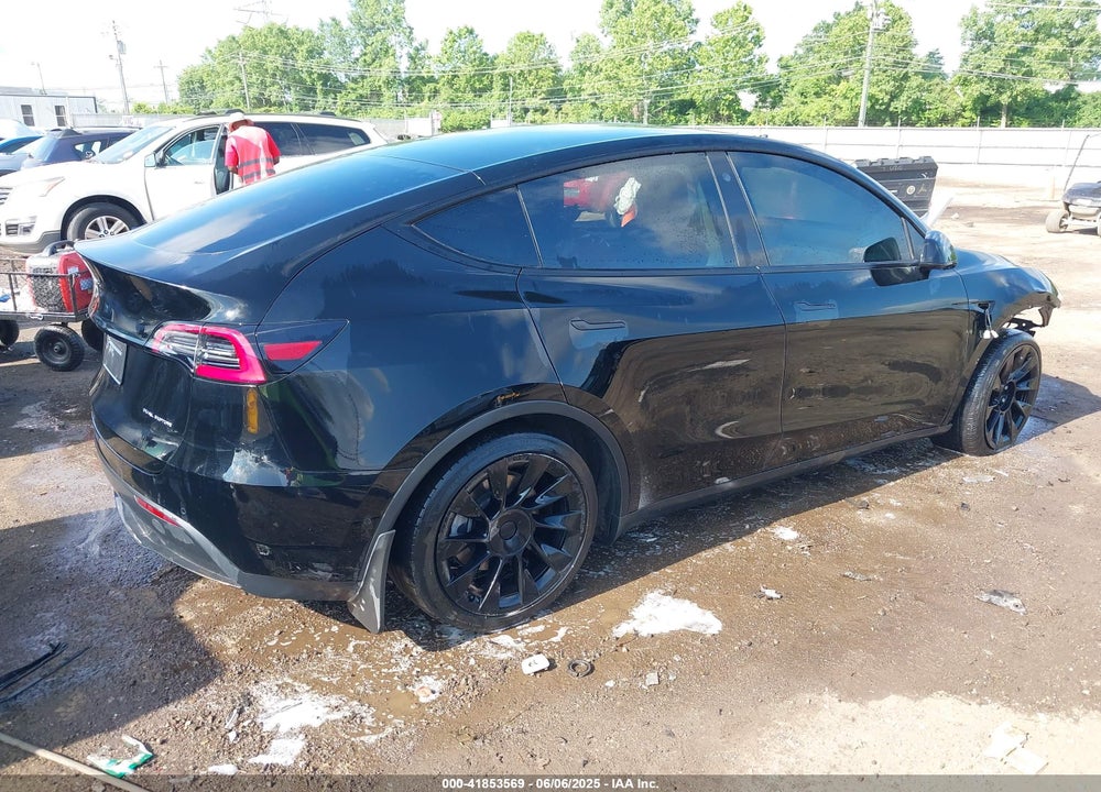 2021 TESLA MODEL Y LONG RANGE DUAL MOTOR ALL-WHEEL DRIVE VIN: 5YJYGAEE6MF137864