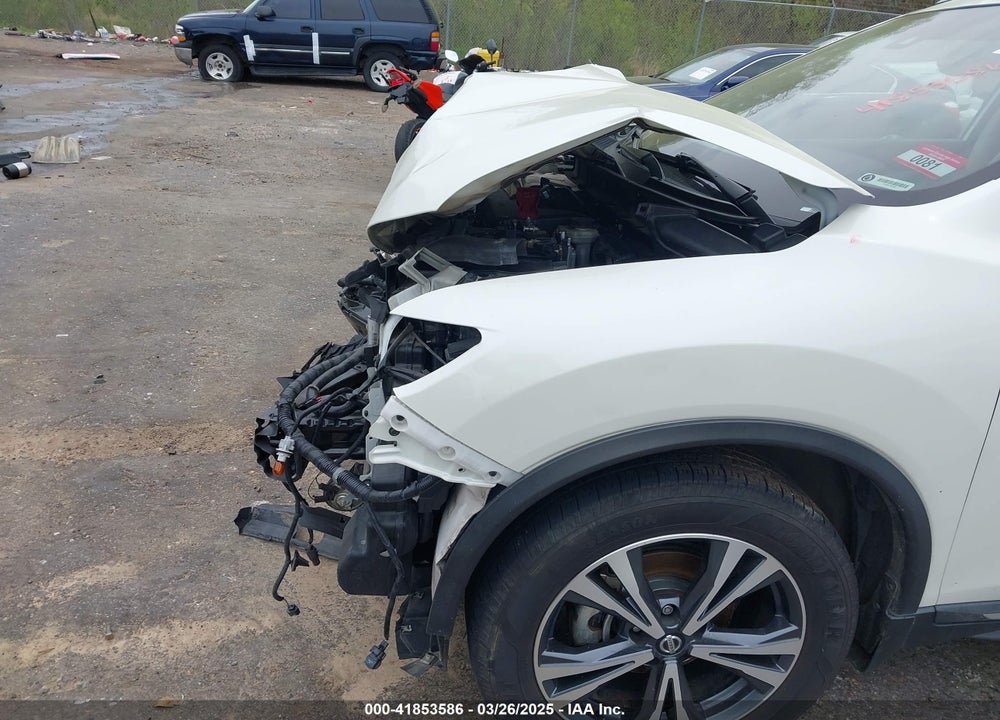 2018 NISSAN ROGUE SL VIN: 5N1AT2MT3JC808088