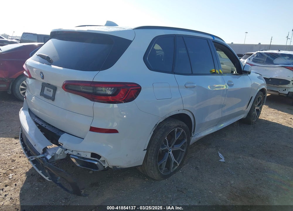 2020 BMW X5 VIN: 5UXCR6C04L9B02520