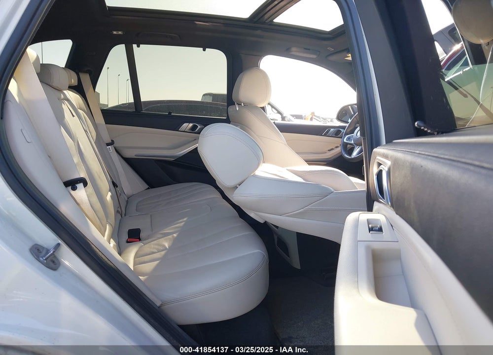 2020 BMW X5 VIN: 5UXCR6C04L9B02520
