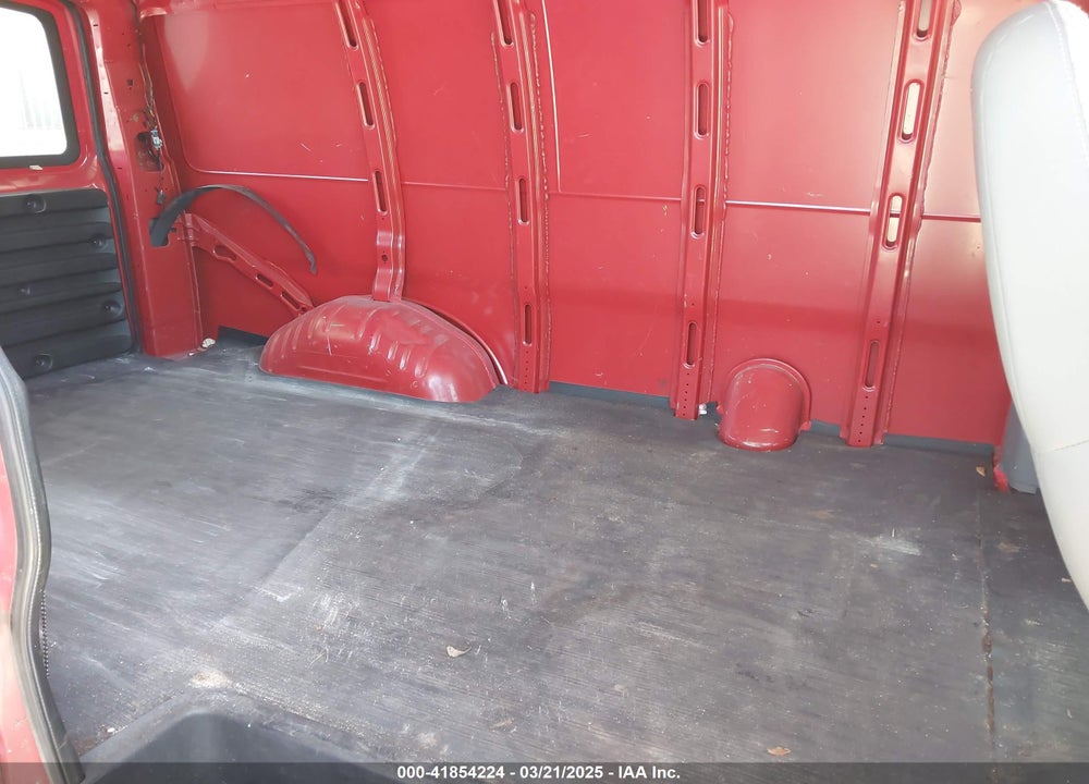 2006 CHEVROLET EXPRESS CARGO VAN WORK VAN VIN: 1GCFG15X661185045