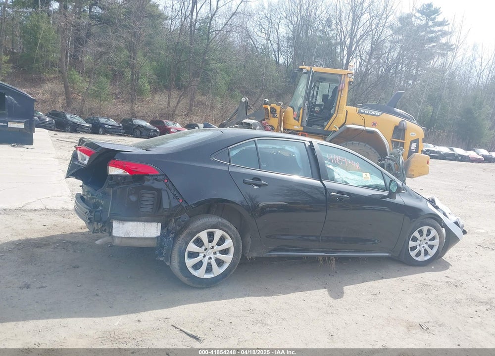 2024 TOYOTA COROLLA LE VIN: 5YFB4MDE2RP216140