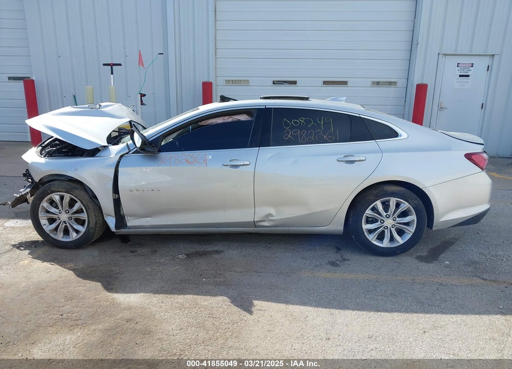 2019 CHEVROLET MALIBU VIN: 1G1ZD5ST2KF138177