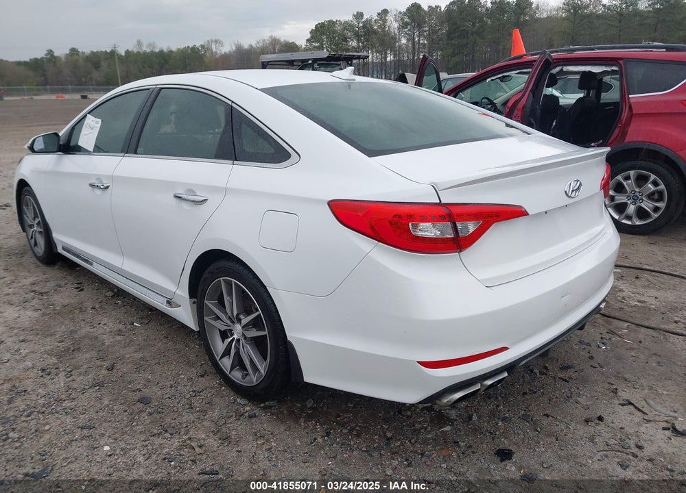 2015 HYUNDAI SONATA VIN: 5NPE34AB6FH188698
