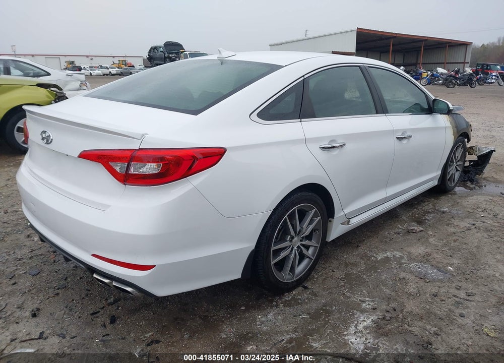 2015 HYUNDAI SONATA VIN: 5NPE34AB6FH188698