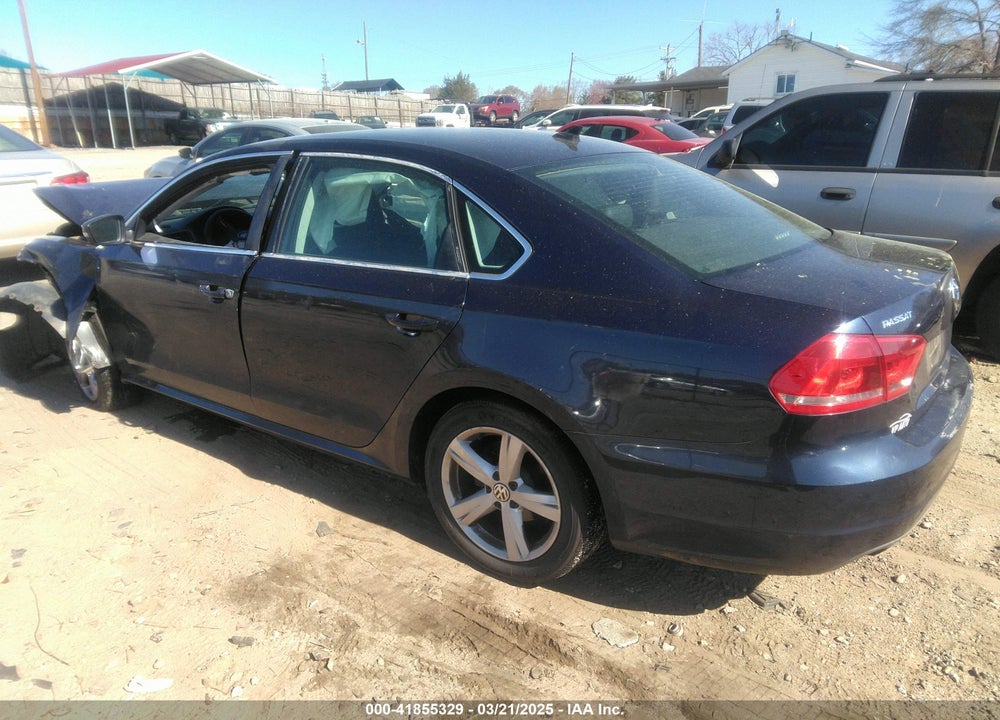 2013 VOLKSWAGEN PASSAT 2.5L SE VIN: 1VWBP7A32DC126643