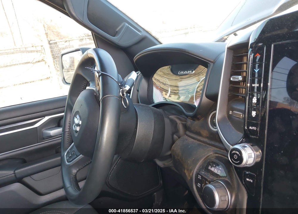 2023 RAM 1500 BIG HORN 4X4 5'7 BOX VIN: 1C6SRFFT1PN683608