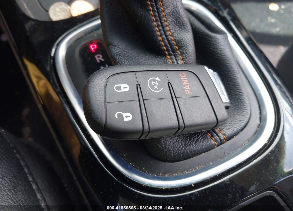 2019 JEEP COMPASS VIN: 3C4NJDCB0KT827087