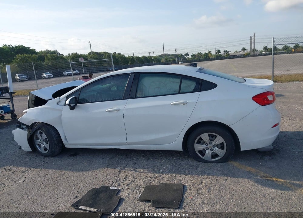 2017 CHEVROLET CRUZE VIN: 1G1BC5SMXH7200067