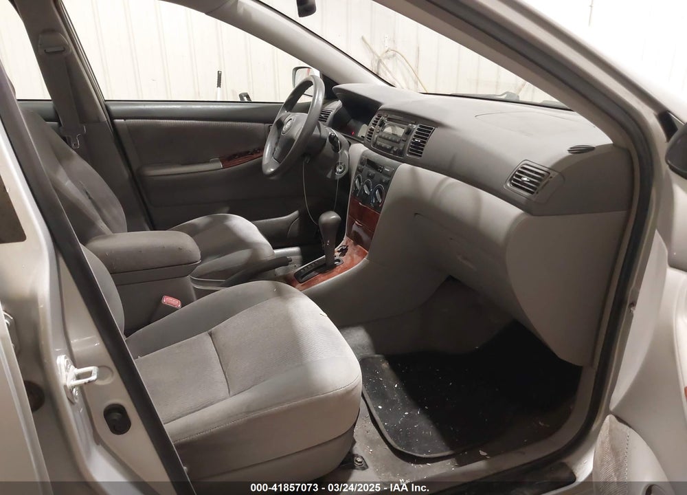 2006 TOYOTA COROLLA LE VIN: 1NXBR32E56Z633583